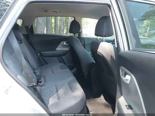KNDCB3LC9K5217129 2019 KIA NIRO - Image 8