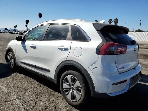KNDCB3LC9K5238238 2019 KIA NIRO - Image 2