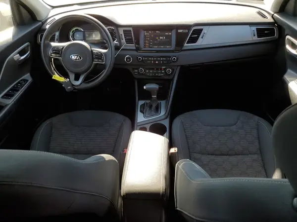KNDCB3LC9K5238238 2019 KIA NIRO - Image 8