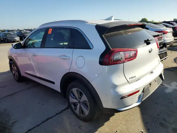 KNDCB3LC9K5282286 2019 KIA NIRO - Image 2