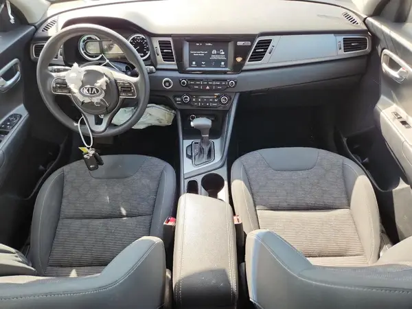 KNDCB3LC9K5296947 2019 KIA NIRO - Image 8