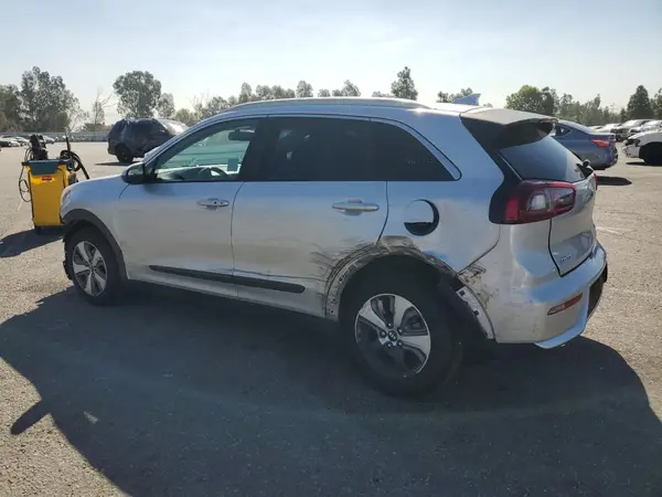 KNDCB3LC9K5305923 2019 KIA NIRO - Image 2