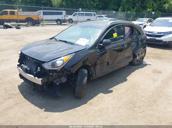 KNDCB3LC9K5316534 2019 KIA NIRO - Image 2