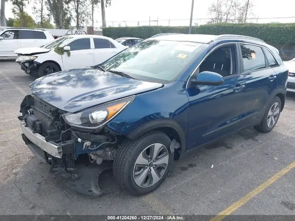 KNDCB3LC9K5317148 2019 KIA NIRO - Image 2