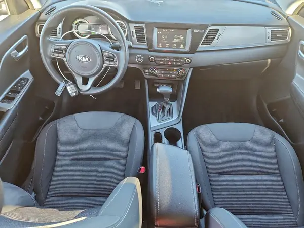 KNDCB3LC9K5326819 2019 KIA NIRO - Image 8