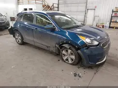 KNDCB3LC9K5327629 2019 KIA NIRO