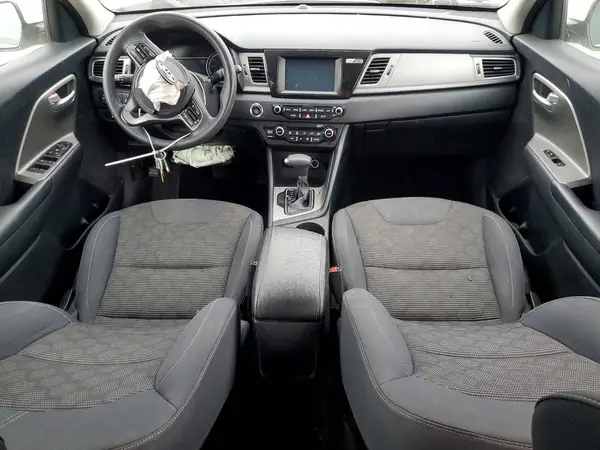KNDCB3LC9K5331552 2019 KIA NIRO - Image 8
