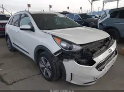KNDCB3LC9K5337741 2019 KIA NIRO