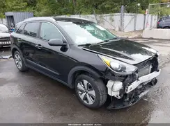 KNDCB3LC9K5338713 2019 KIA NIRO