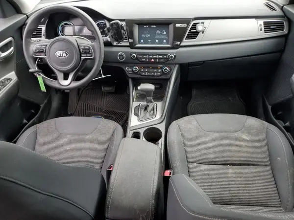 KNDCB3LC9K5341515 2019 KIA NIRO - Image 8