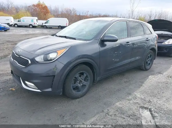KNDCB3LC9K5341742 2019 KIA NIRO - Image 2