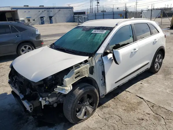 KNDCB3LC9K5349145 2019 KIA NIRO - Image 1