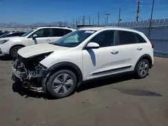 KNDCB3LC9K5352174 2019 KIA NIRO