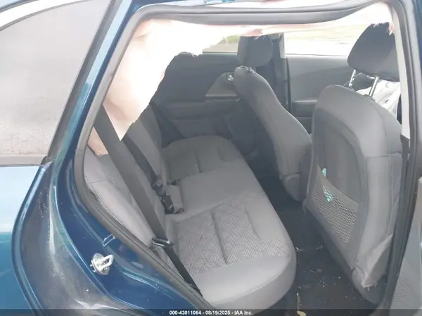 KNDCB3LC9K5356175 2019 KIA NIRO - Image 8