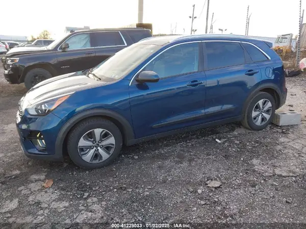 KNDCB3LC9L5360907 2020 KIA NIRO - Image 2