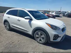 KNDCB3LC9L5370482 2020 KIA NIRO