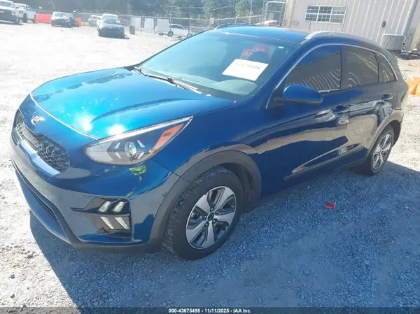 KNDCB3LC9L5395608 2020 KIA NIRO - Image 2