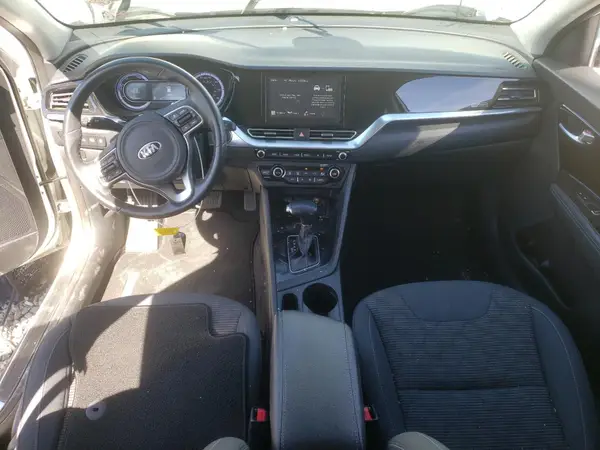 KNDCB3LC9L5399500 2020 KIA NIRO - Image 8