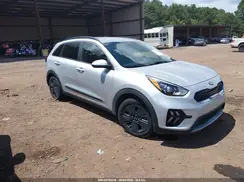 KNDCB3LC9L5399674 2020 KIA NIRO