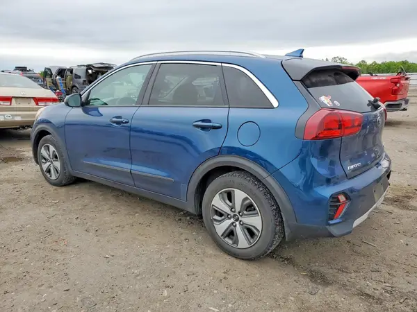 KNDCB3LC9L5419566 2020 KIA NIRO - Image 2