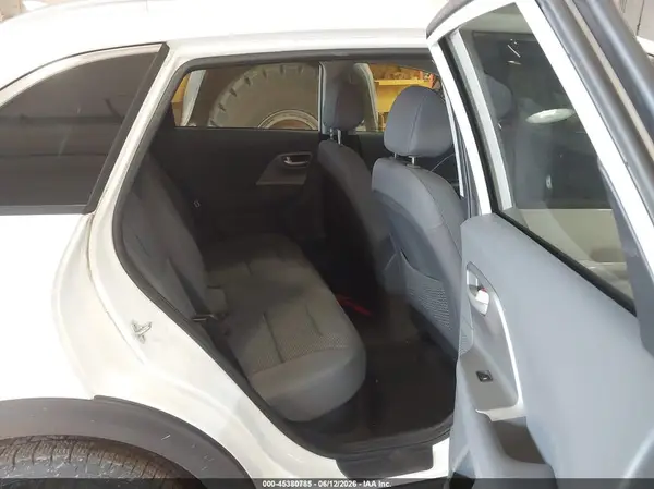 KNDCB3LC9L5422774 2020 KIA NIRO - Image 8