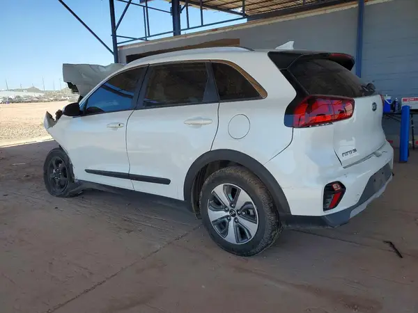 KNDCB3LC9L5439171 2020 KIA NIRO - Image 2