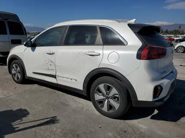 KNDCB3LC9L5443785 2020 KIA NIRO - Image 2