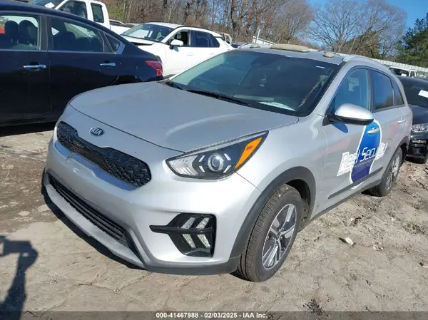 KNDCB3LC9M5467523 2021 KIA NIRO - Image 2