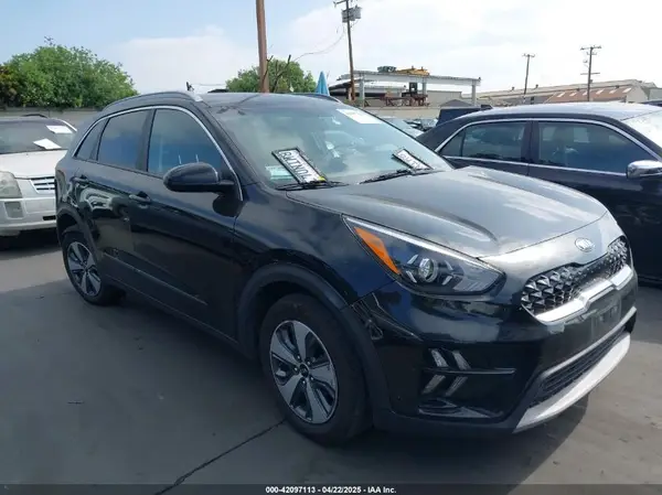 KNDCB3LC9M5475783 2021 KIA NIRO - Image 1
