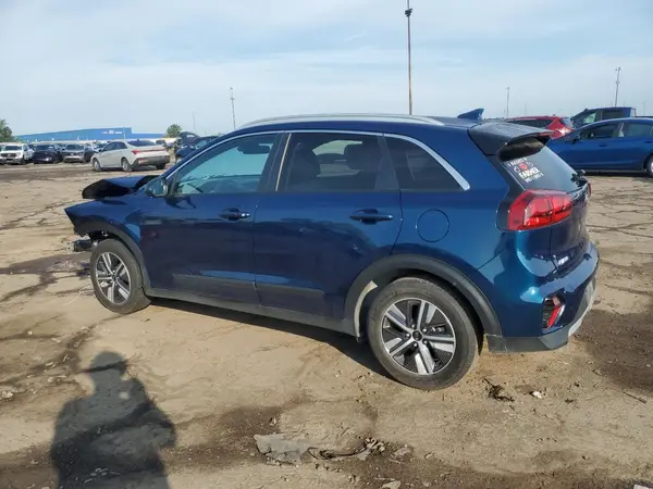 KNDCB3LC9M5478974 2021 KIA NIRO - Image 2