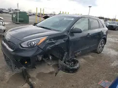 KNDCB3LC9N5512283 2022 KIA NIRO