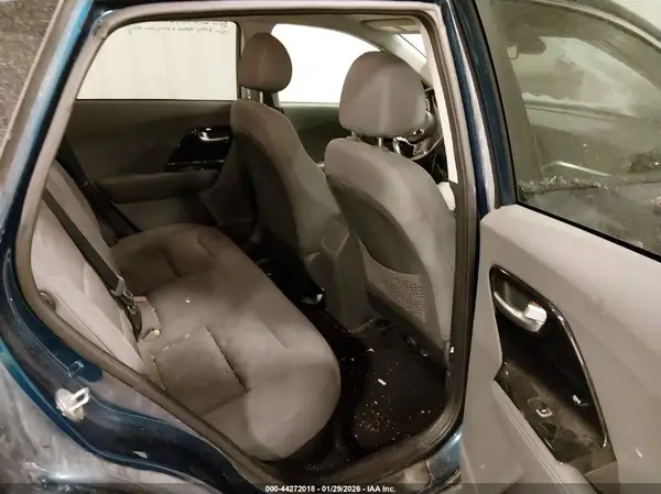 KNDCB3LC9N5533750 2022 KIA NIRO - Image 8