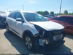 KNDCB3LC9N5535126 2022 KIA NIRO