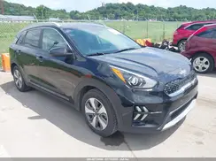 KNDCB3LC9N5541329 2022 KIA NIRO