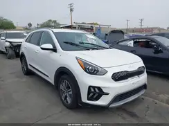 KNDCB3LC9N5547843 2022 KIA NIRO