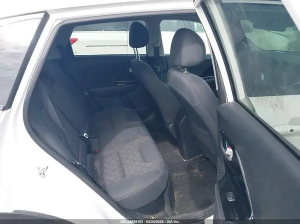 KNDCB3LC9N5549155 2022 KIA NIRO - Image 8