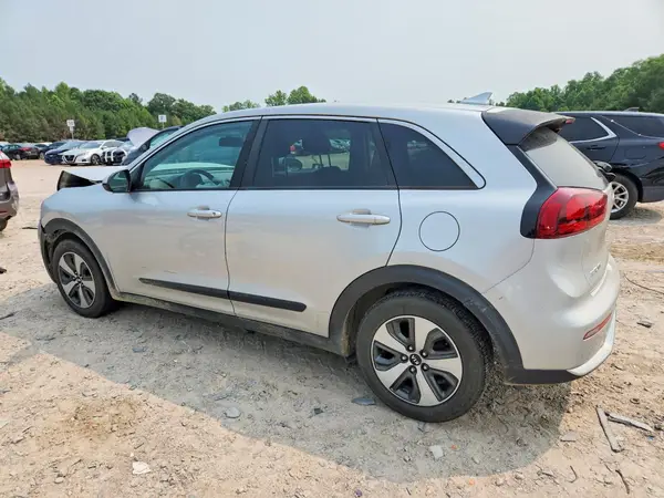 KNDCB3LCXH5044116 2017 KIA NIRO - Image 2