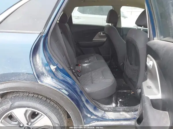 KNDCB3LCXH5044987 2017 KIA NIRO - Image 8