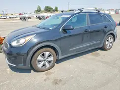 KNDCB3LCXH5048845 2017 KIA NIRO
