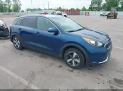 KNDCB3LCXH5049204 2017 KIA NIRO