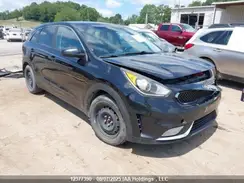 KNDCB3LCXH5050384 2017 KIA NIRO