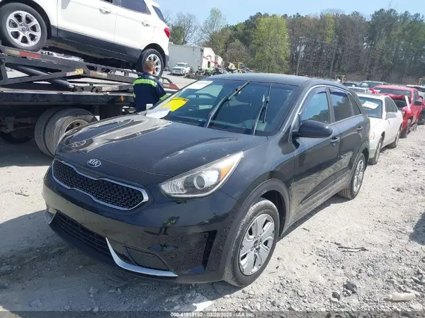 KNDCB3LCXH5051986 2017 KIA NIRO - Image 2