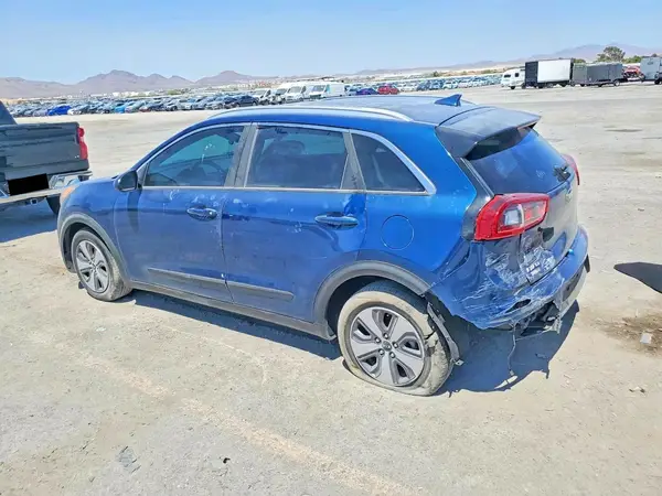KNDCB3LCXH5053107 2017 KIA NIRO - Image 2