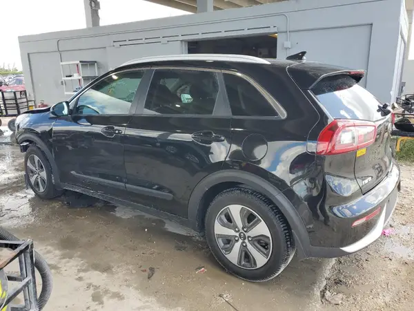 KNDCB3LCXH5054905 2017 KIA NIRO - Image 2