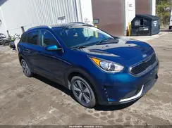 KNDCB3LCXH5065080 2017 KIA NIRO