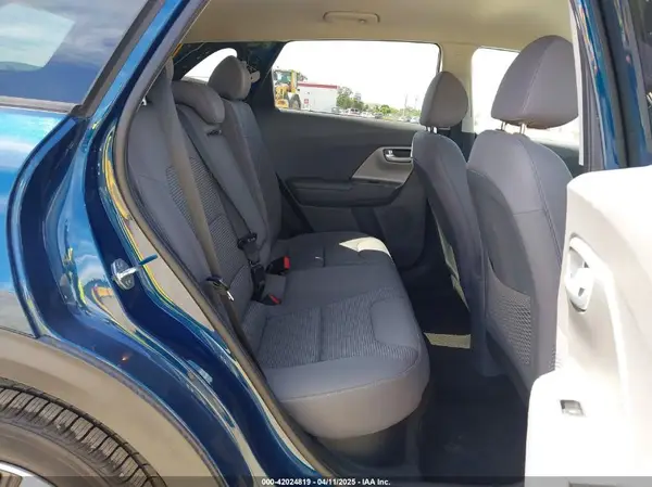KNDCB3LCXH5070344 2017 KIA NIRO - Image 8