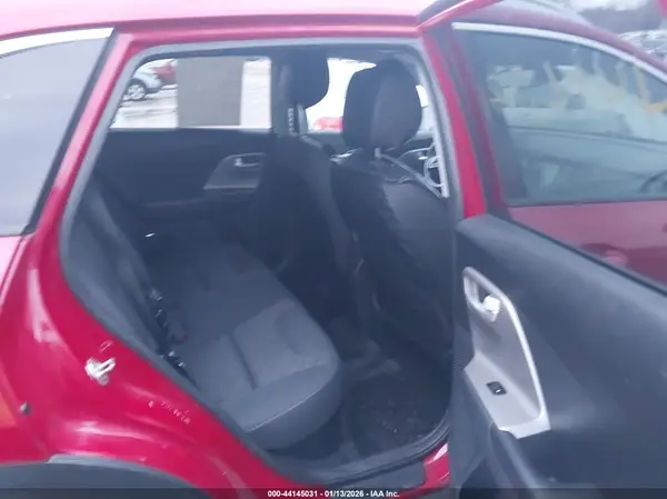 KNDCB3LCXH5073759 2017 KIA NIRO - Image 8