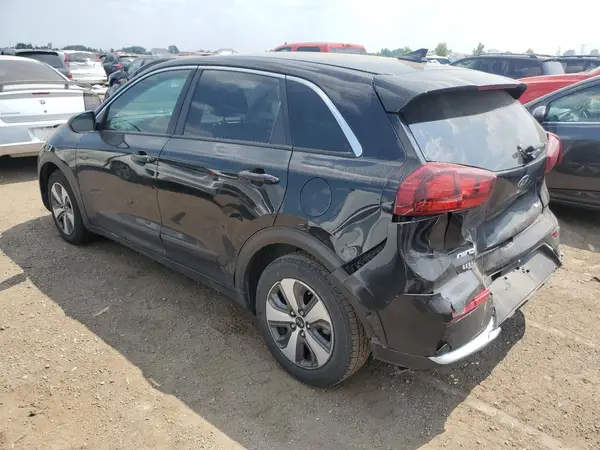 KNDCB3LCXH5076144 2017 KIA NIRO - Image 2
