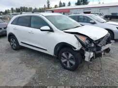 KNDCB3LCXH5084339 2017 KIA NIRO