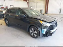 KNDCB3LCXH5084924 2017 KIA NIRO